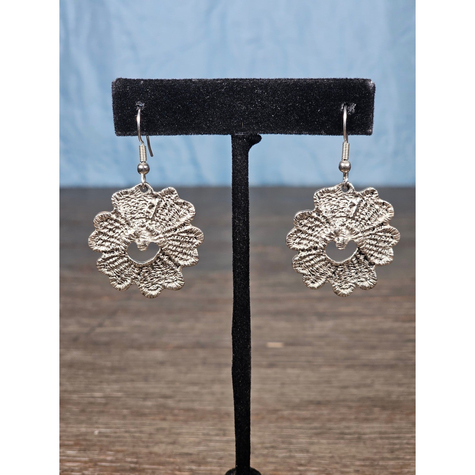Textured Silver-Tone Floral Heart Dangle Earrings Vintage Style