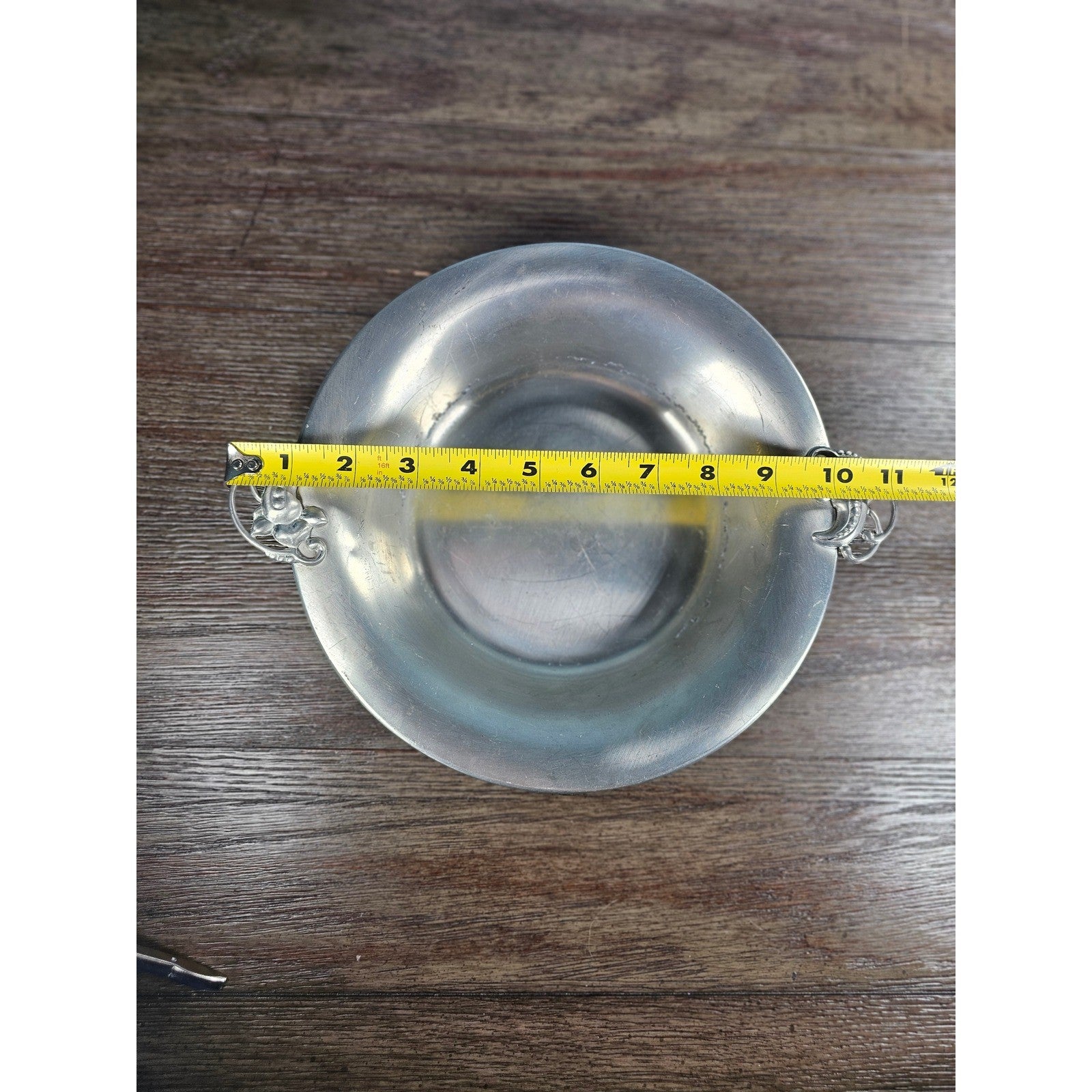 Vintage Italian Pewter Bowl with Decorative Handles, Bania Italy, 11 Inch