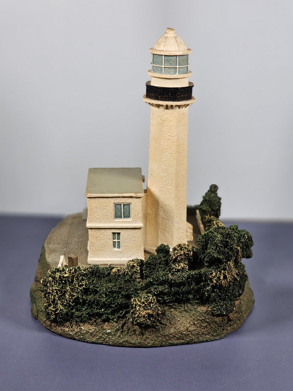 Danbury Mint Kan Non Zaki Lighthouse Sculpture Japan Collection W/ COA