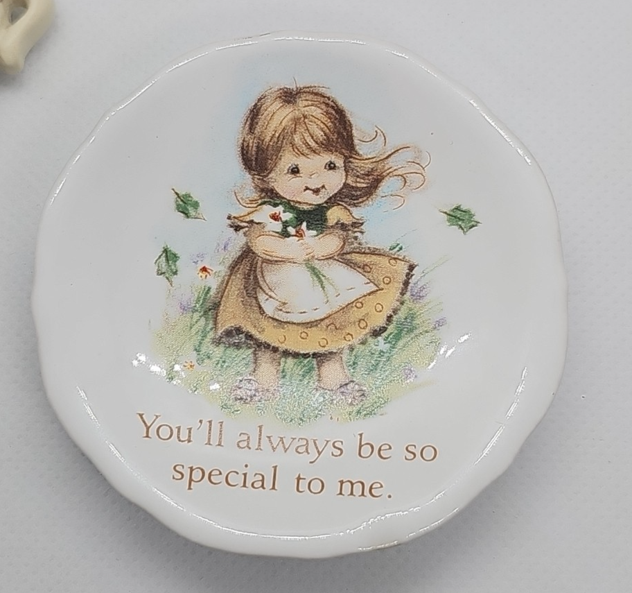 Magnet Paula's Cherished Sentiment Mini Plate and 2 Miniature Magnet Teapots