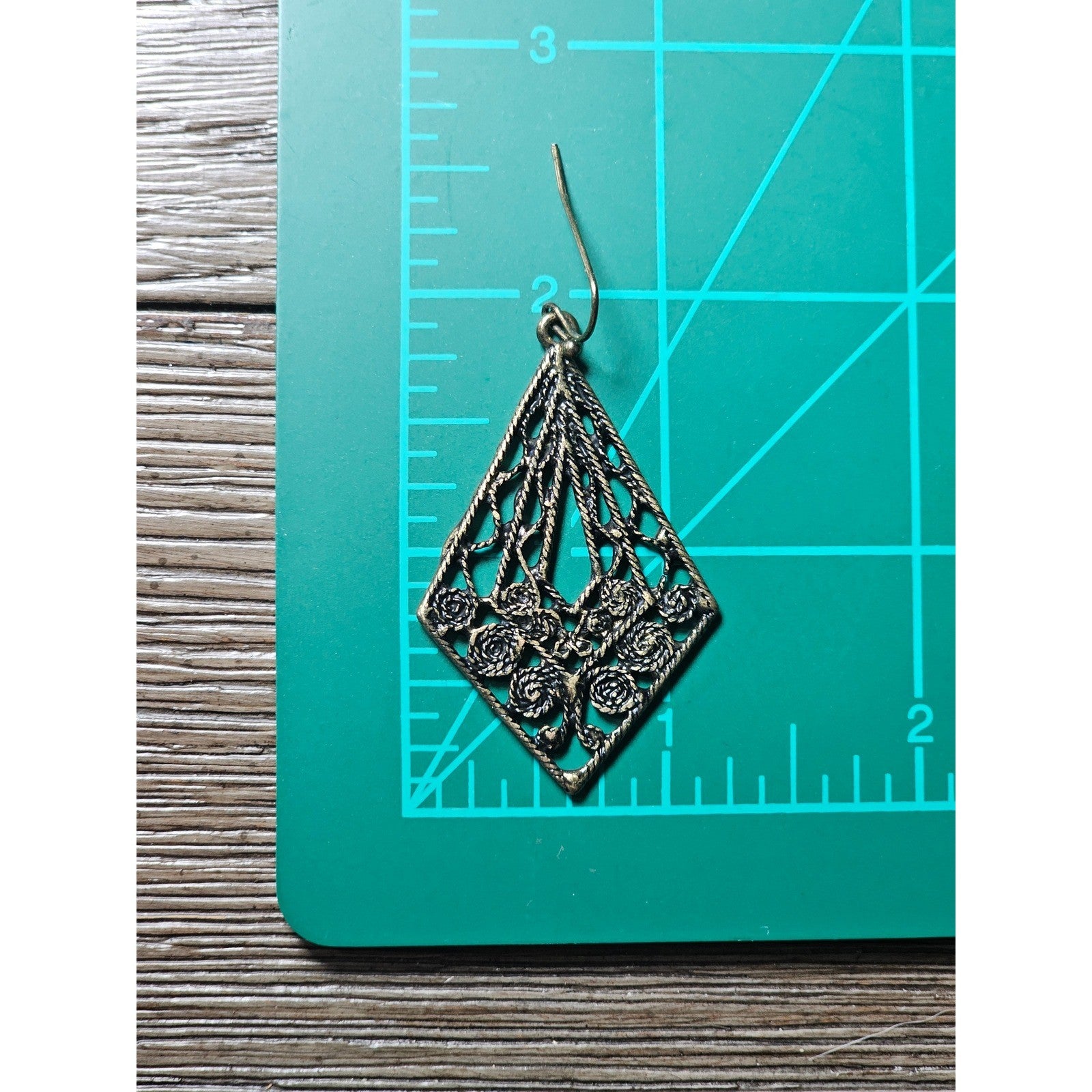 Vintage Filigree Dangle Earrings Diamond Floral Drop Brass Tone