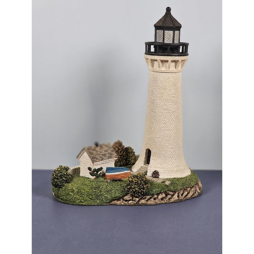 Harbour Lights Round Island Lighthouse 2000 #242 w/ COA