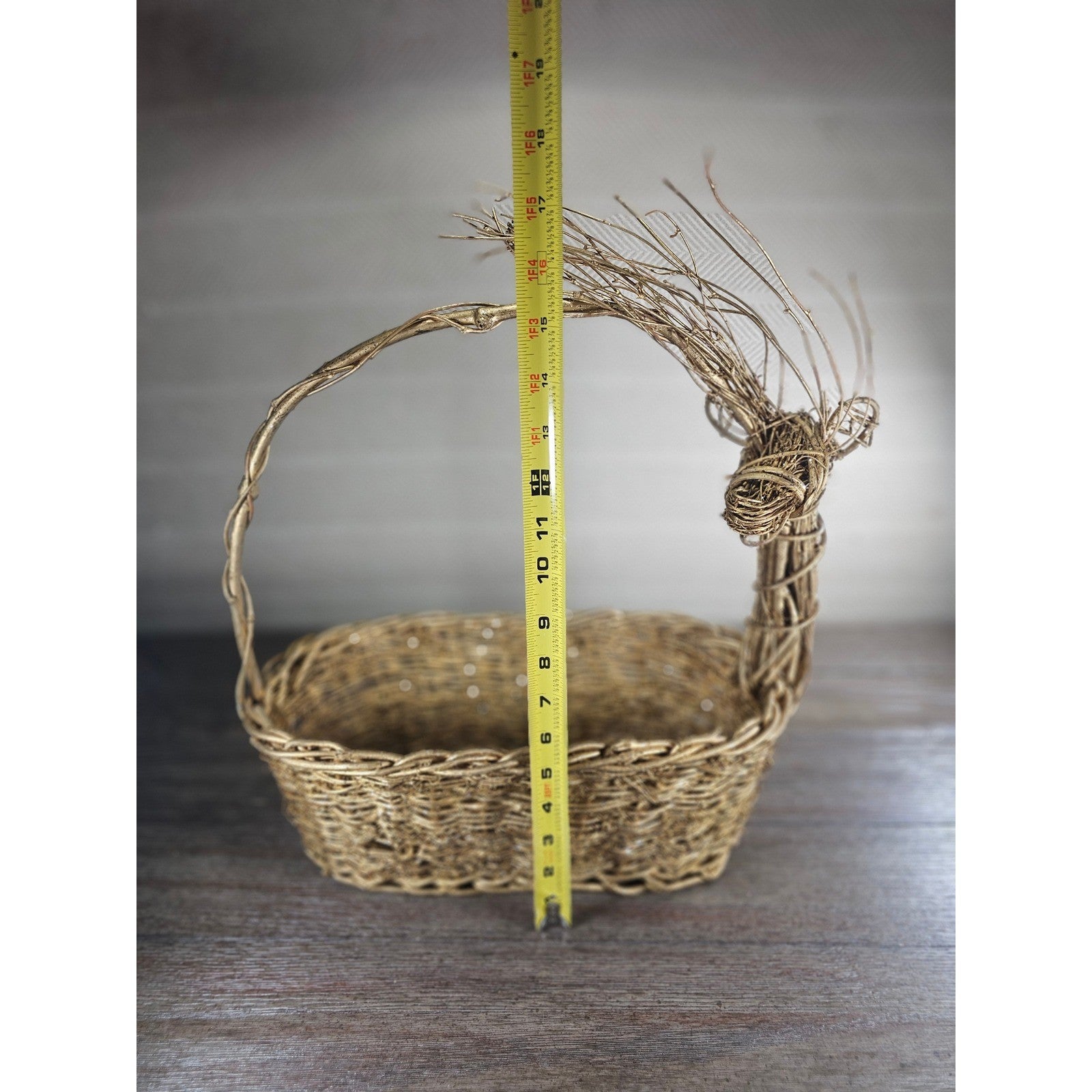 Vintage Glittered Wire Deer Basket with Handle – Rustic Holiday Decor