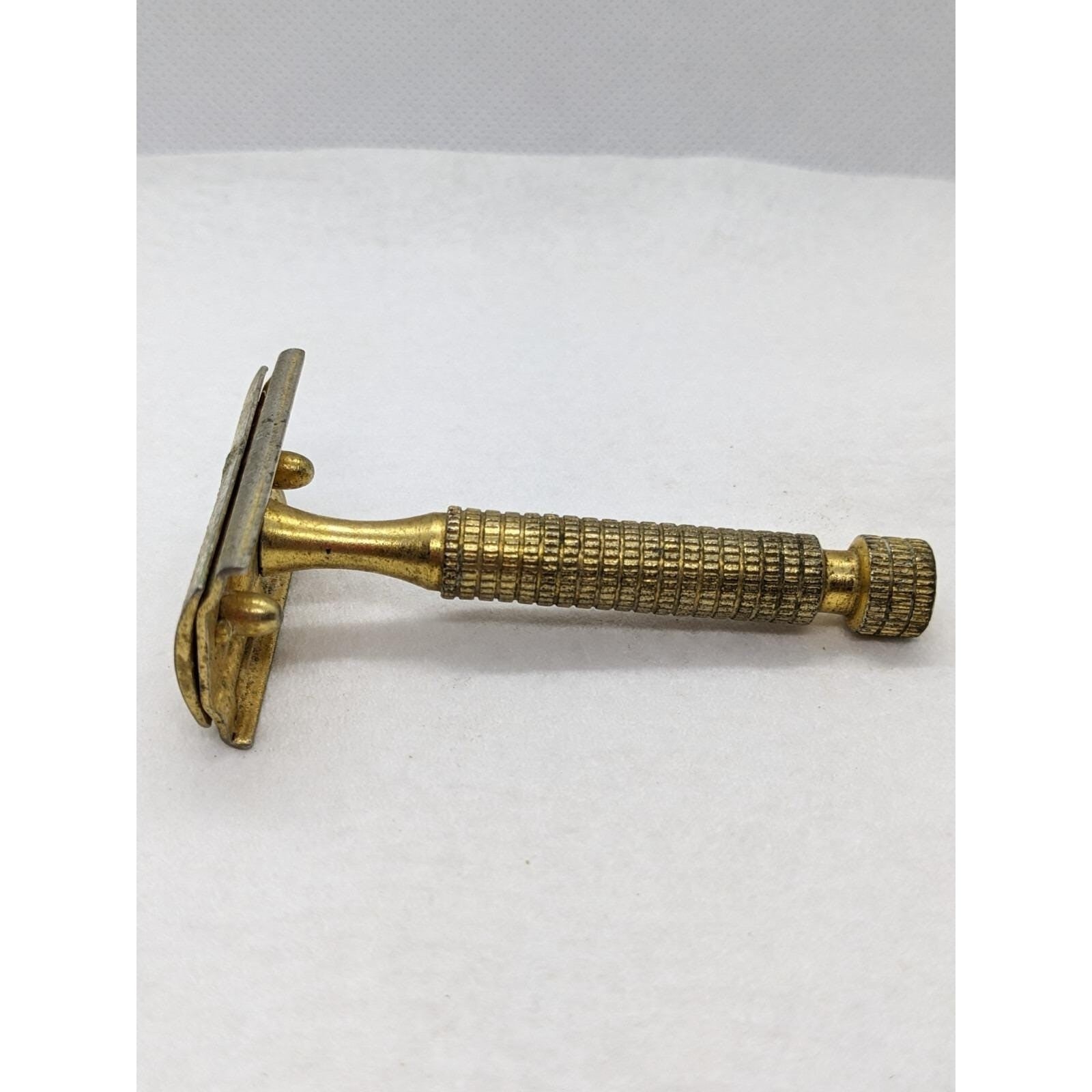 Vintage STAR Gold Tone Safety Razor Textured Handle