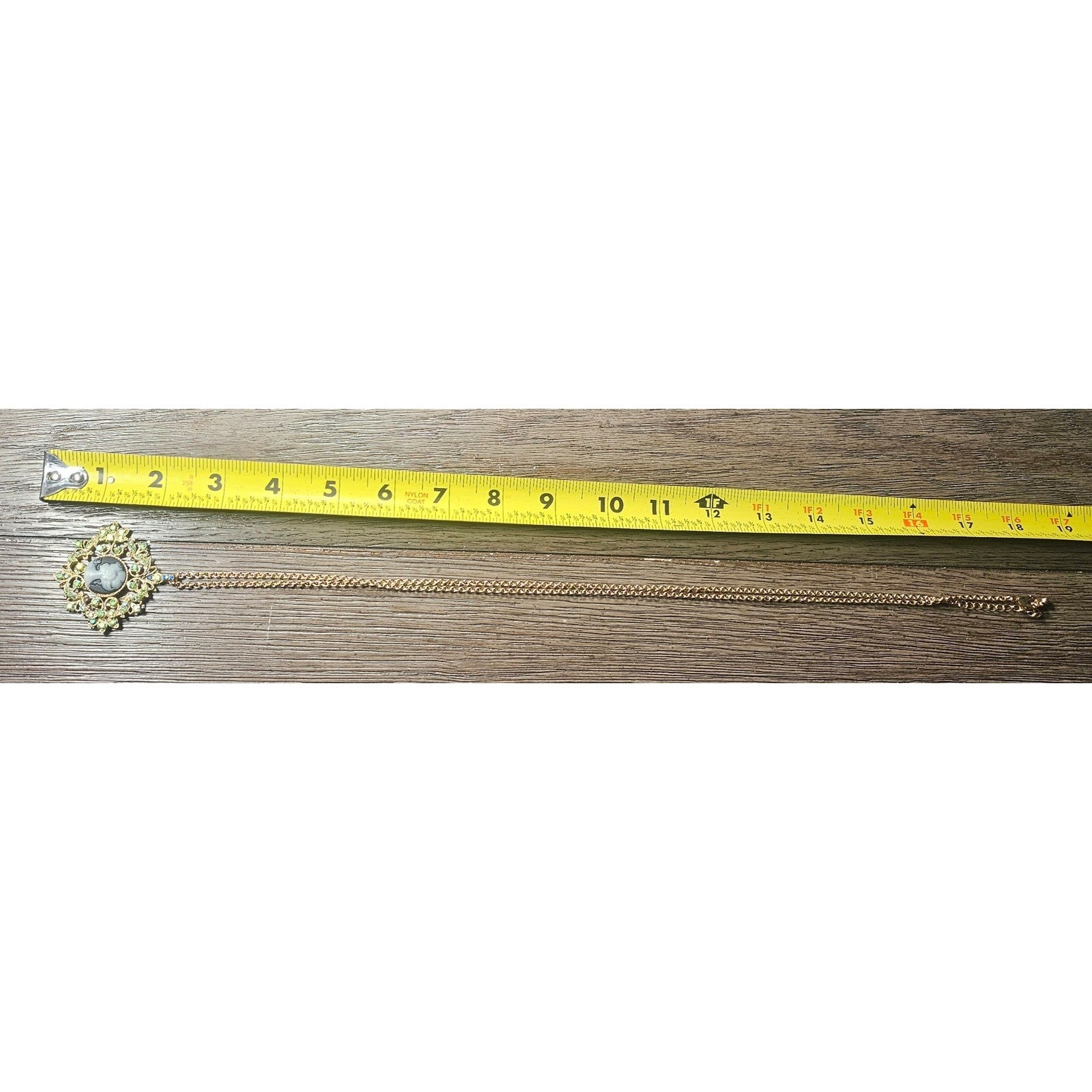 Vintage Cameo Pendant Necklace Gold Tone Aurora Borealis Rhinestones