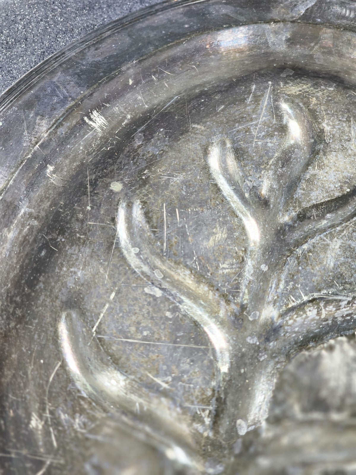 Vintage Silverplate Oval Well & Tree Meat Serving Platter Tray 15.5" x 11.5"