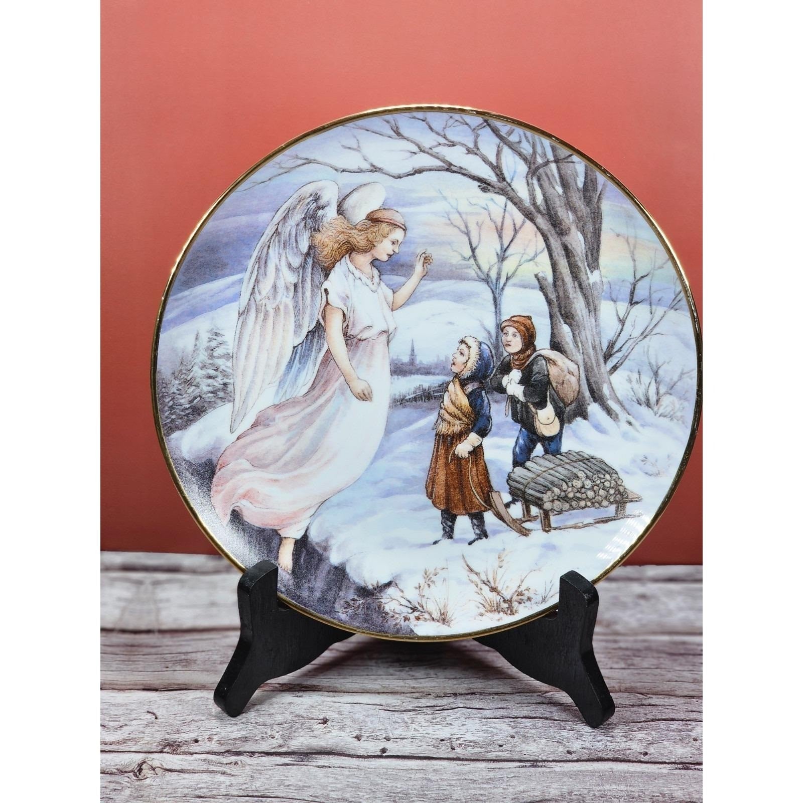 Vintage Baranyk Design Angel Winter Decorative Plate Gold Rim 8 Inch