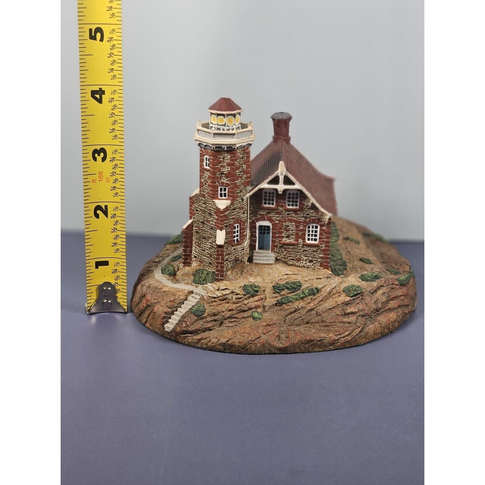 Danbury Mint Passage Island Lighthouse COA 1994 Series II