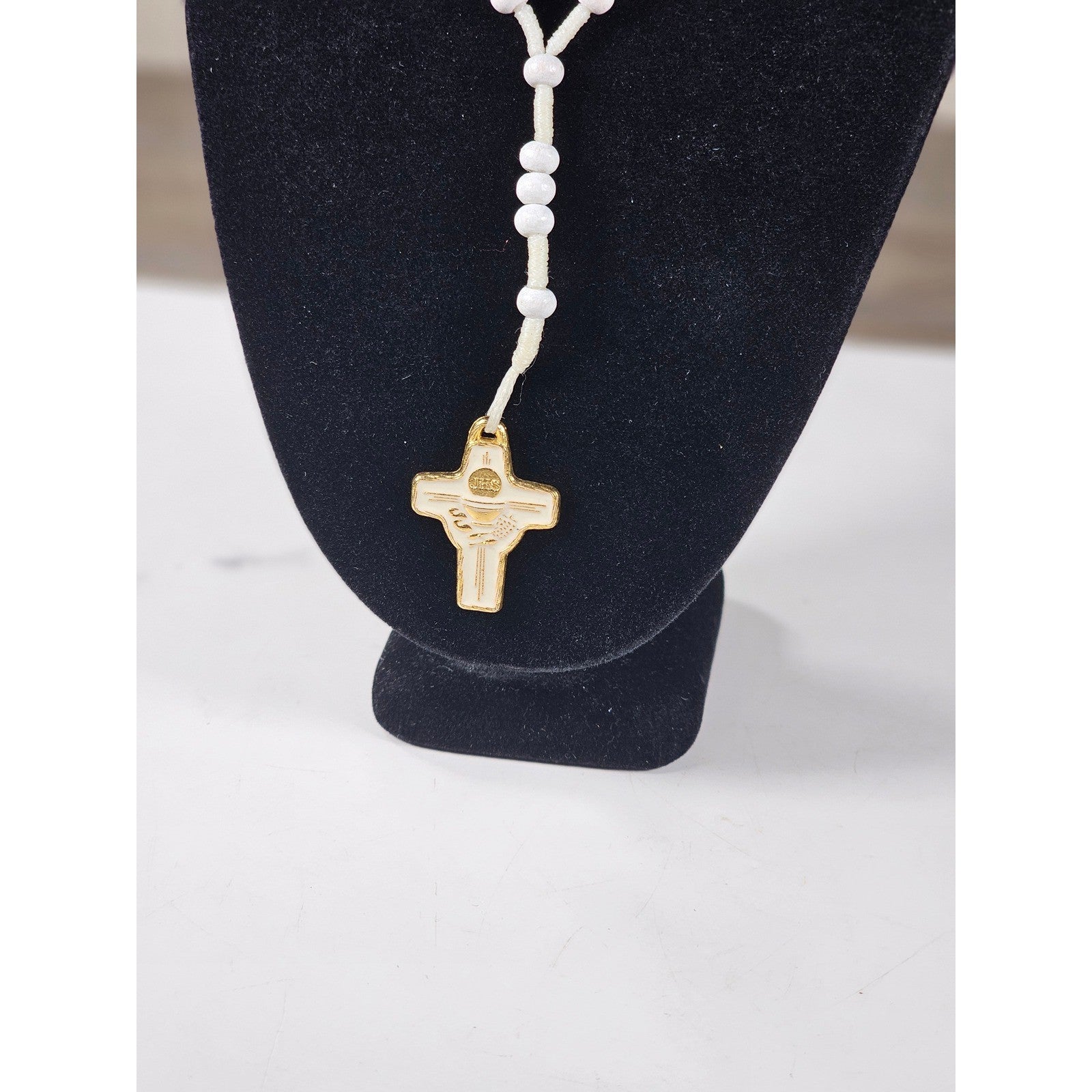 Vintage White Beaded Rosary Necklace Gold Tone Cross Pendant