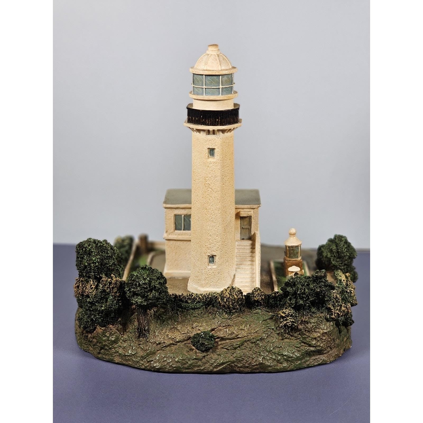 Danbury Mint Kan Non Zaki Lighthouse Figurine COA Japan