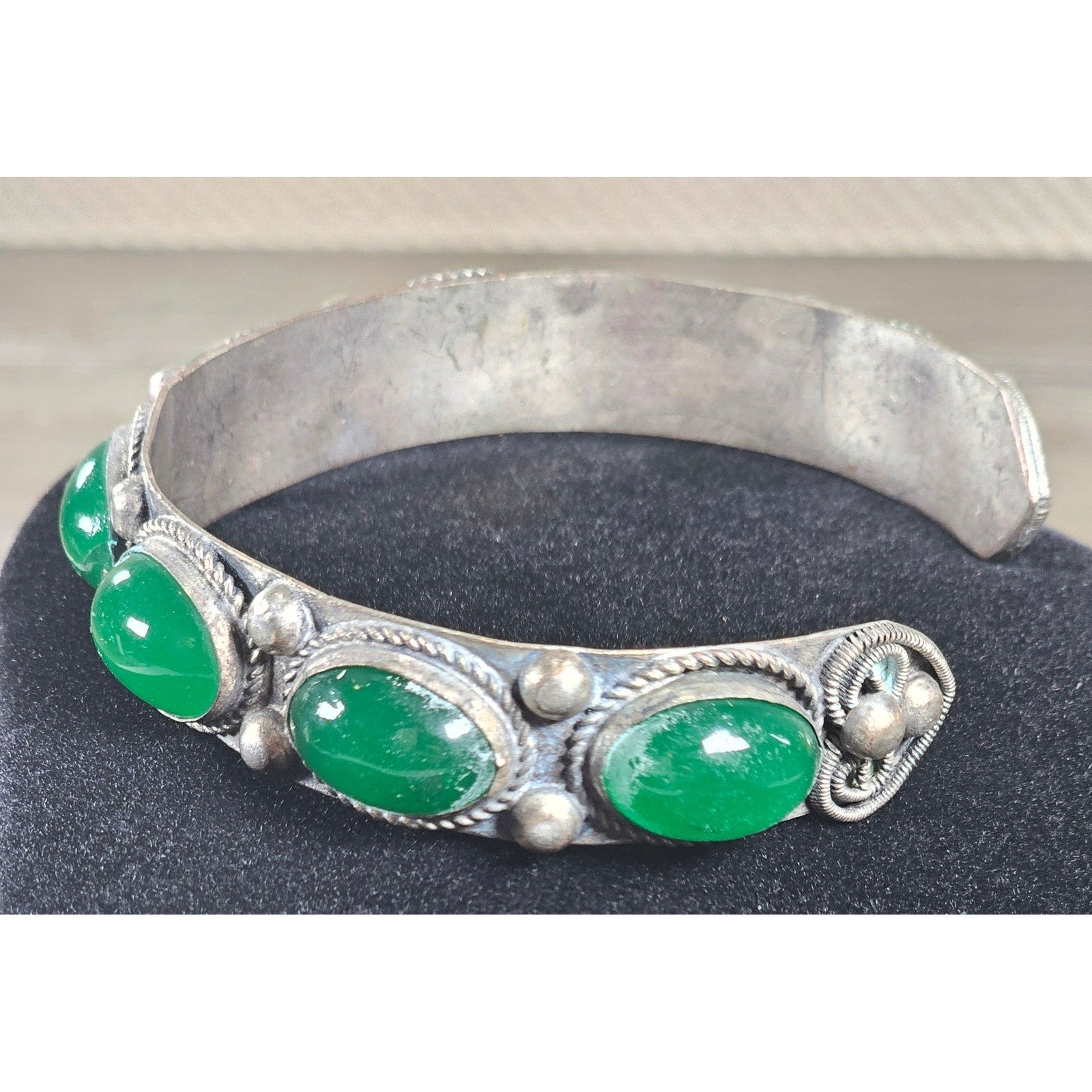 Vintage Green Cabochon Cuff Bracelet Silver Tone Statement
