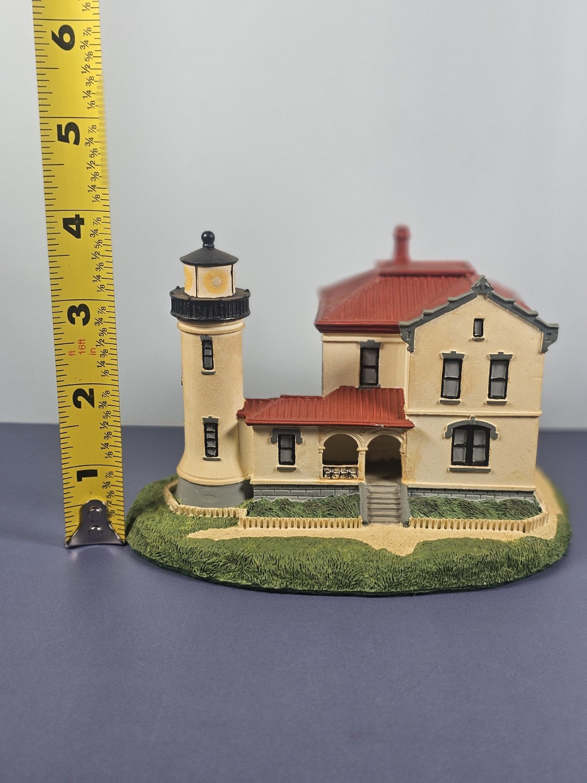 Admiralty Head Lighthouse Danbury Mint Lighthouses 1992  Whidbey Island WA