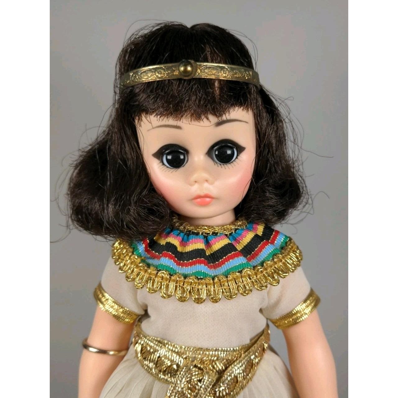 Madame Alexander Cleopatra Doll with Original Box Stand & Tags Vintage