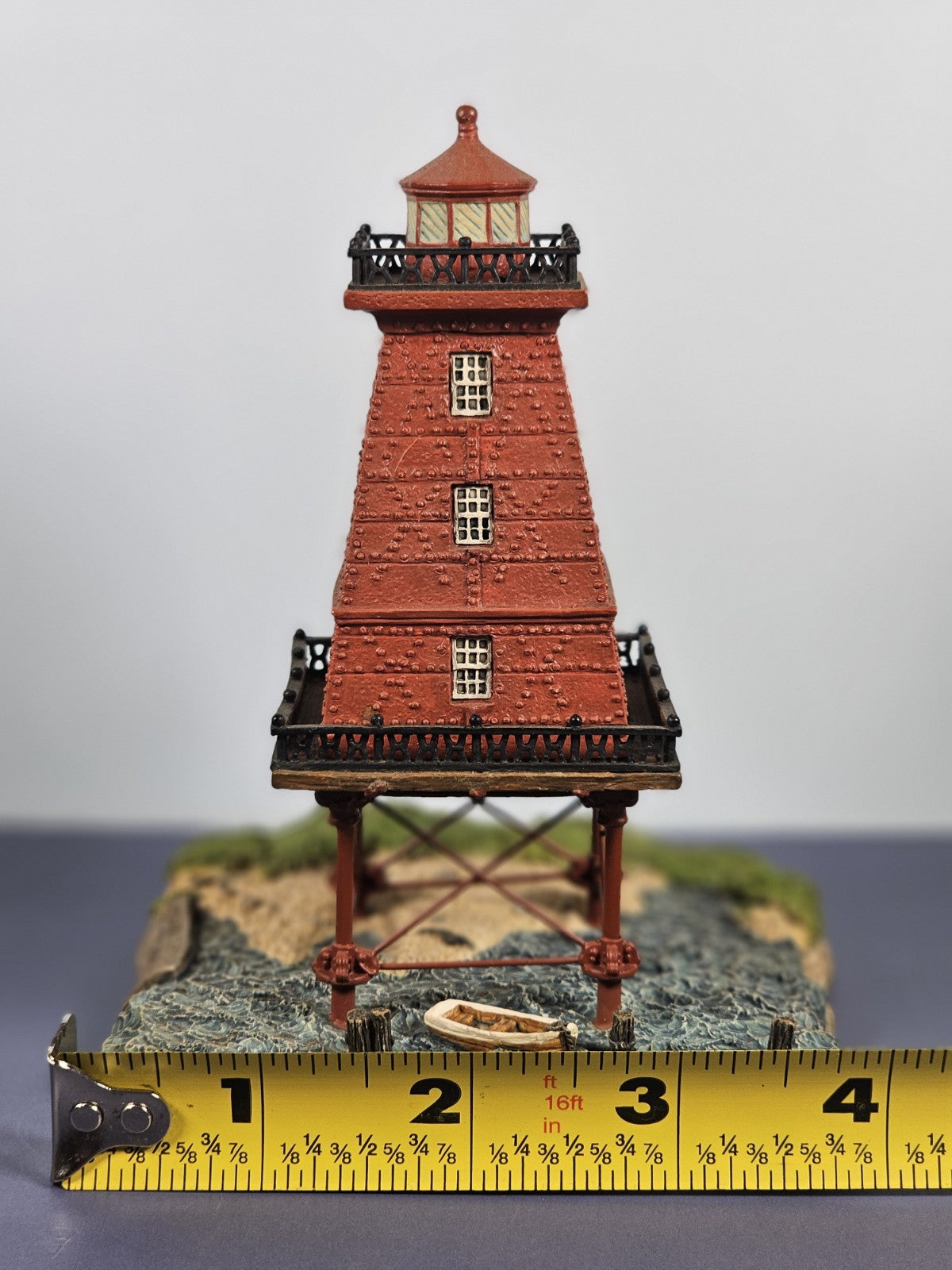 Harbour Lights #530 Southwest Reef  Louisiana Lighthouse Society Exclusive Decor