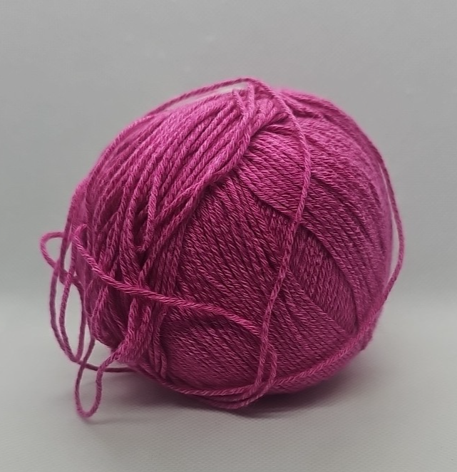 Universal Yarn Bamboo Pop Yarn - Super Pink