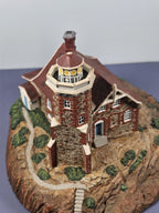 Passage Island Lighthouse Replica By Danbury Mint 1994 Historic American Lightho