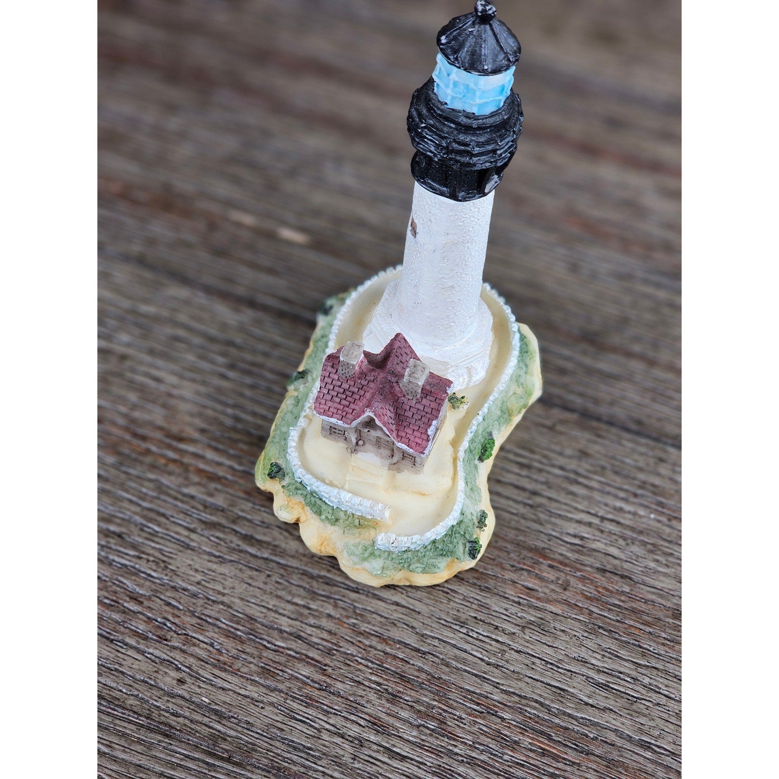 Resin Lighthouse Figurine Coastal Decor Mini Lighthouse Nautical Accent