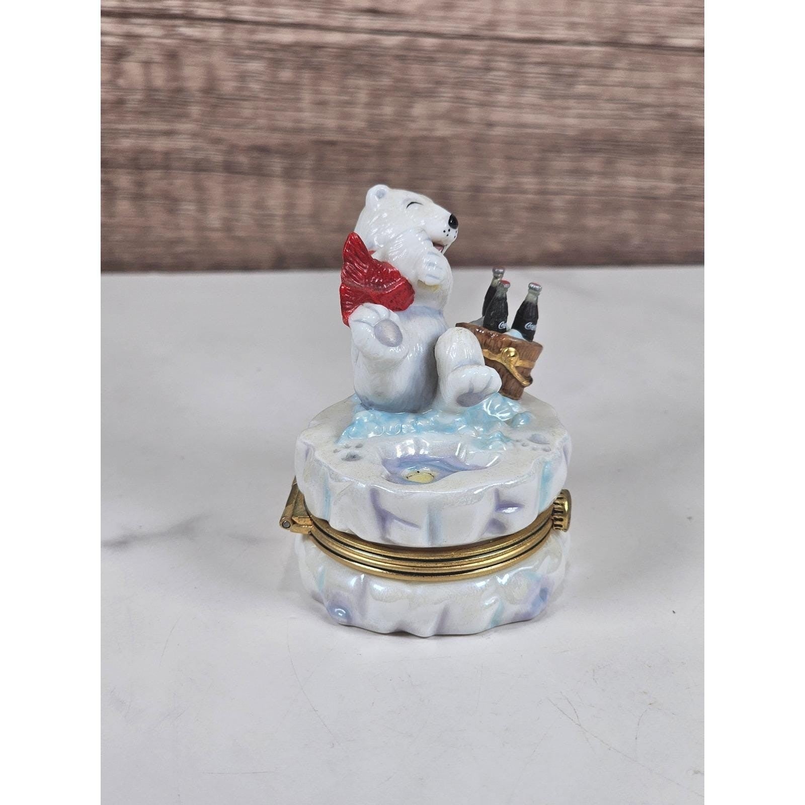Franklin Mint Coca Cola Polar Bear Trinket Box 1999 Porcelain