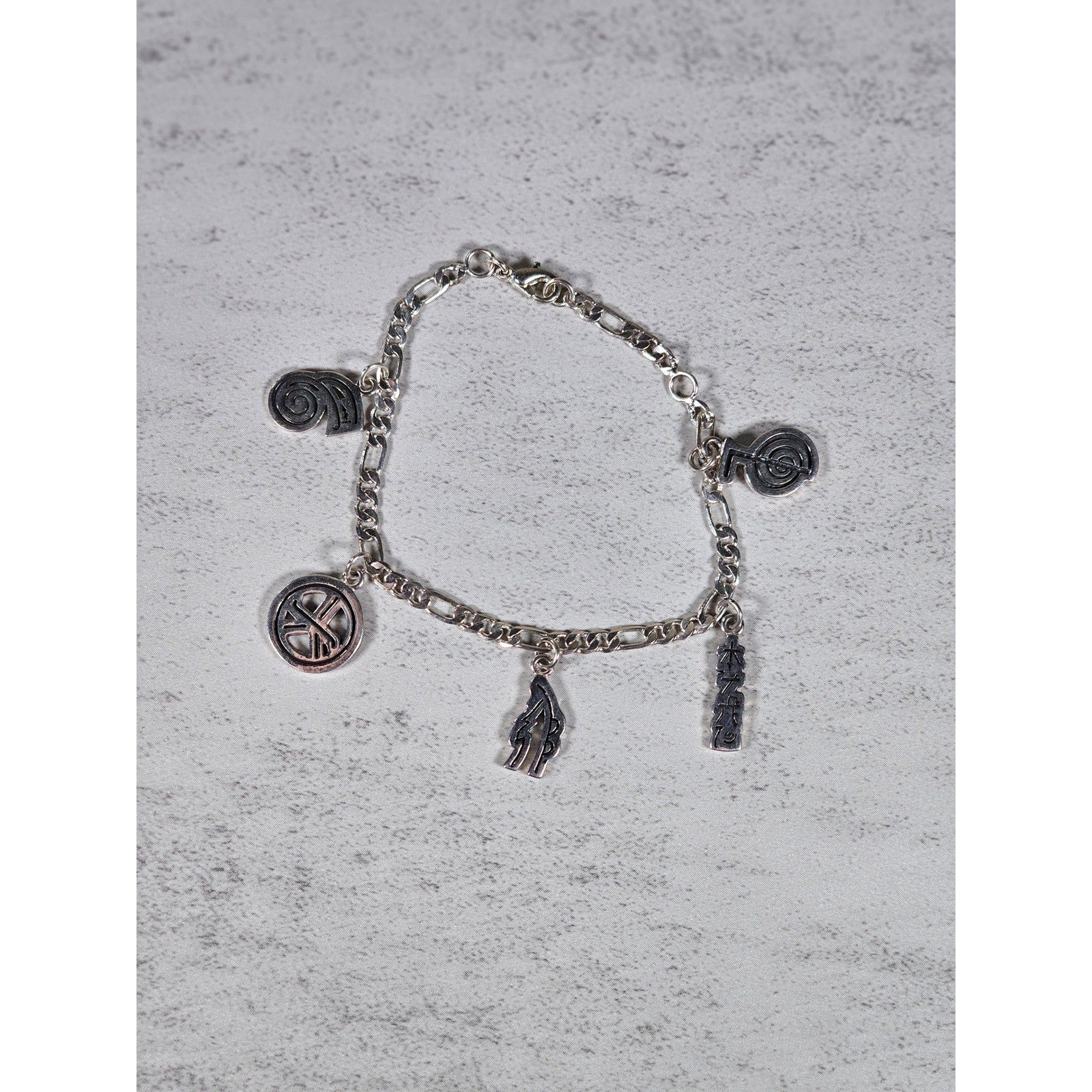 Vintage Southwestern Charm Bracelet Silver Tone Figaro Chain