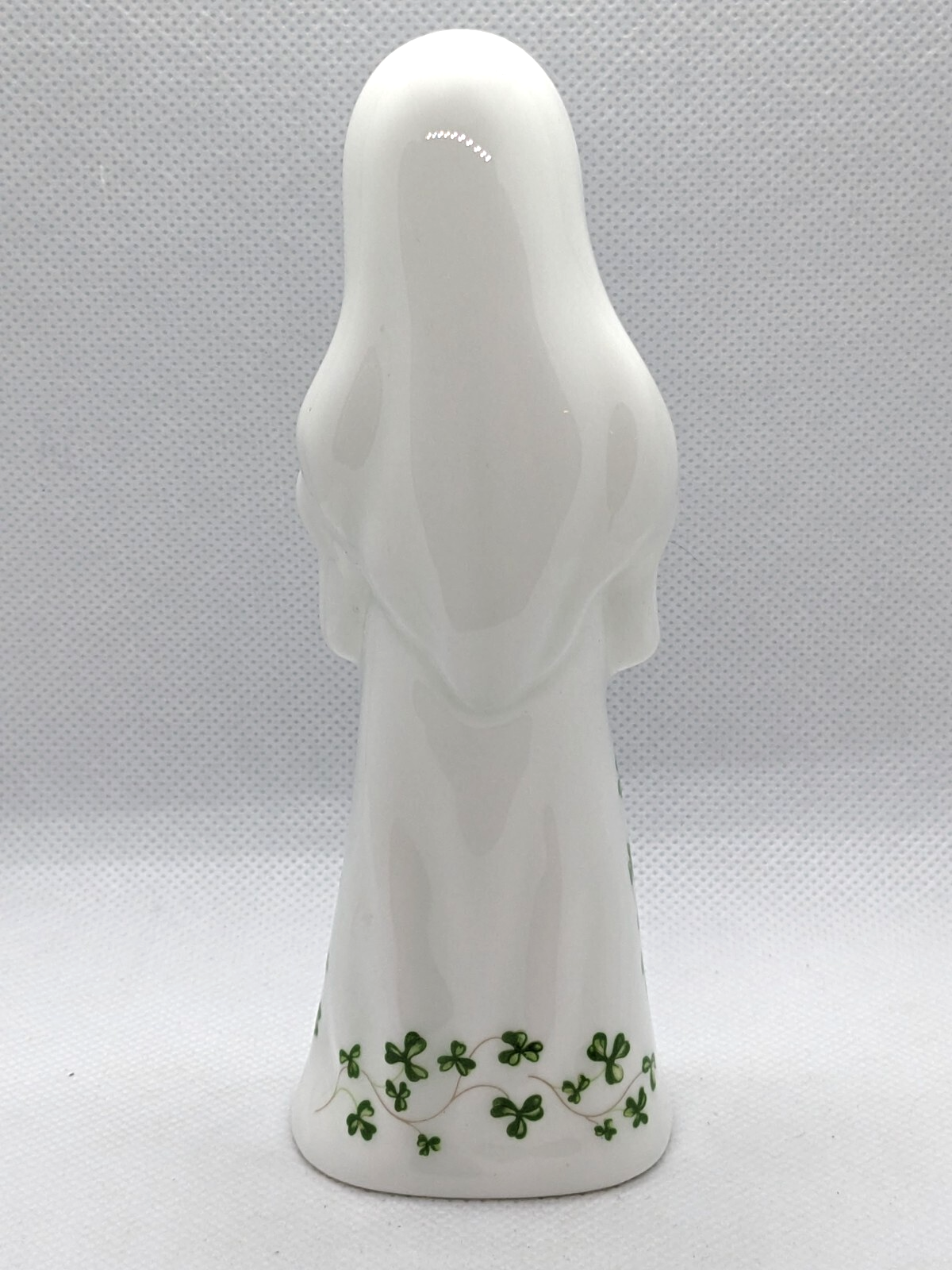 Vintage Royal Tara Fine Bone China Praying Nun Figurine Shamrock Gold Trim