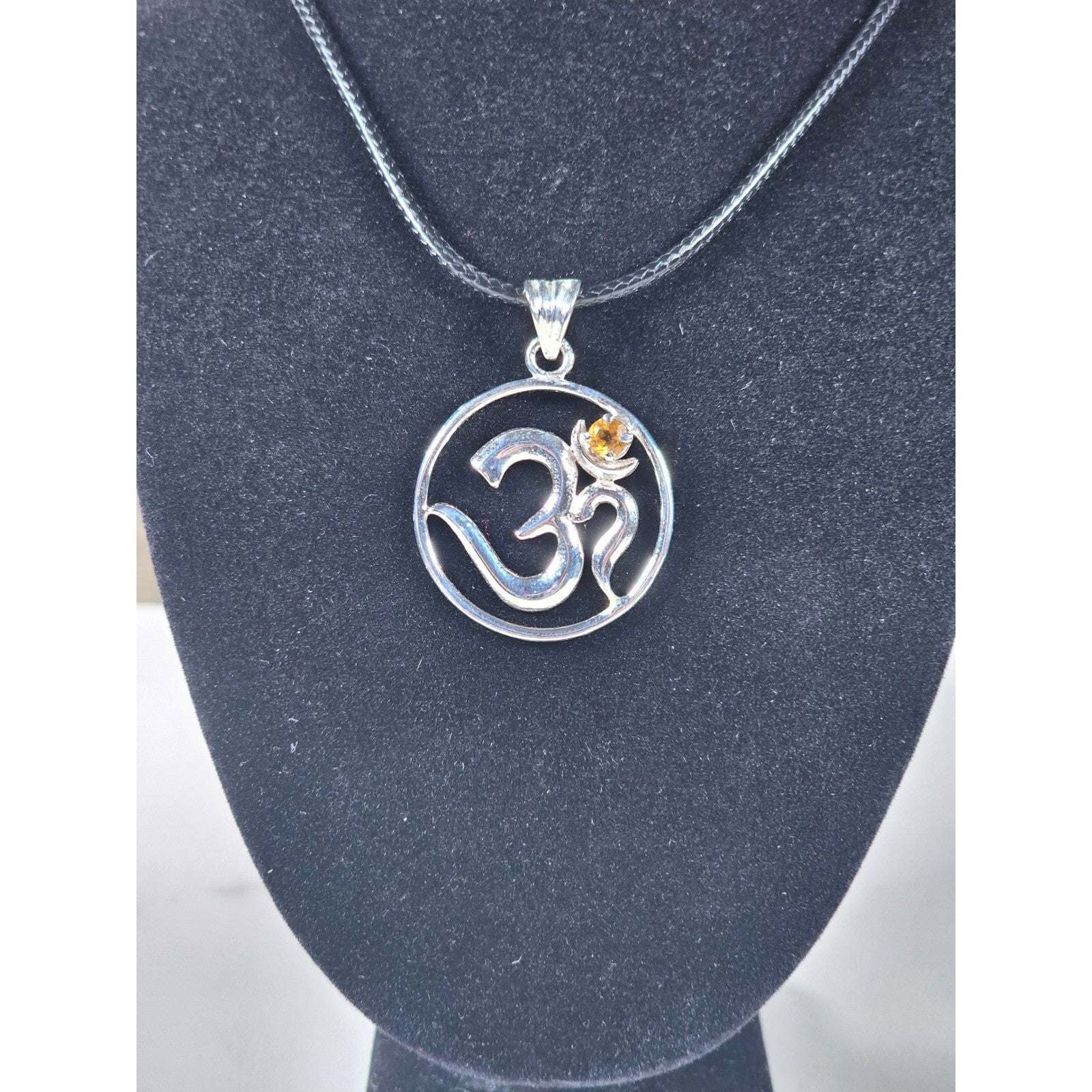 Vintage Sterling Silver Om Pendant Necklace with Amber Stone