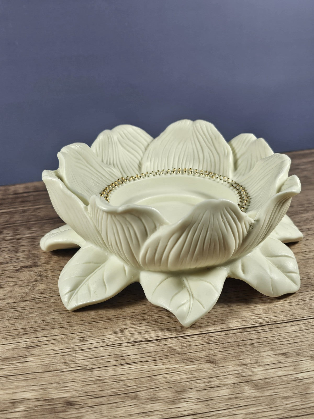 Vintage PartyLite Magnolia Lotus Blossom Flower Pillar Candle Holder Ivory/ Gold