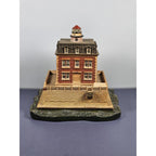 Danbury Mint New London Ledge Lighthouse Figurine Coastal Decor