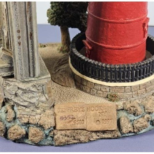 Harbour Lights Jeffreys Hook Lighthouse 1997 w/ COA