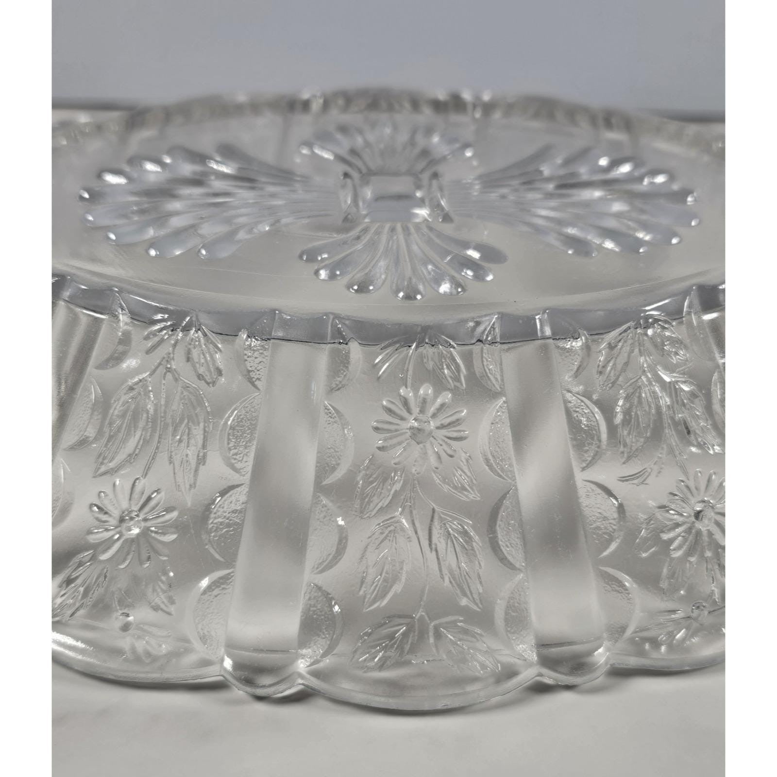 Vintage Clear Glass Sunflower Pattern Oblong Serving Bowl 9"