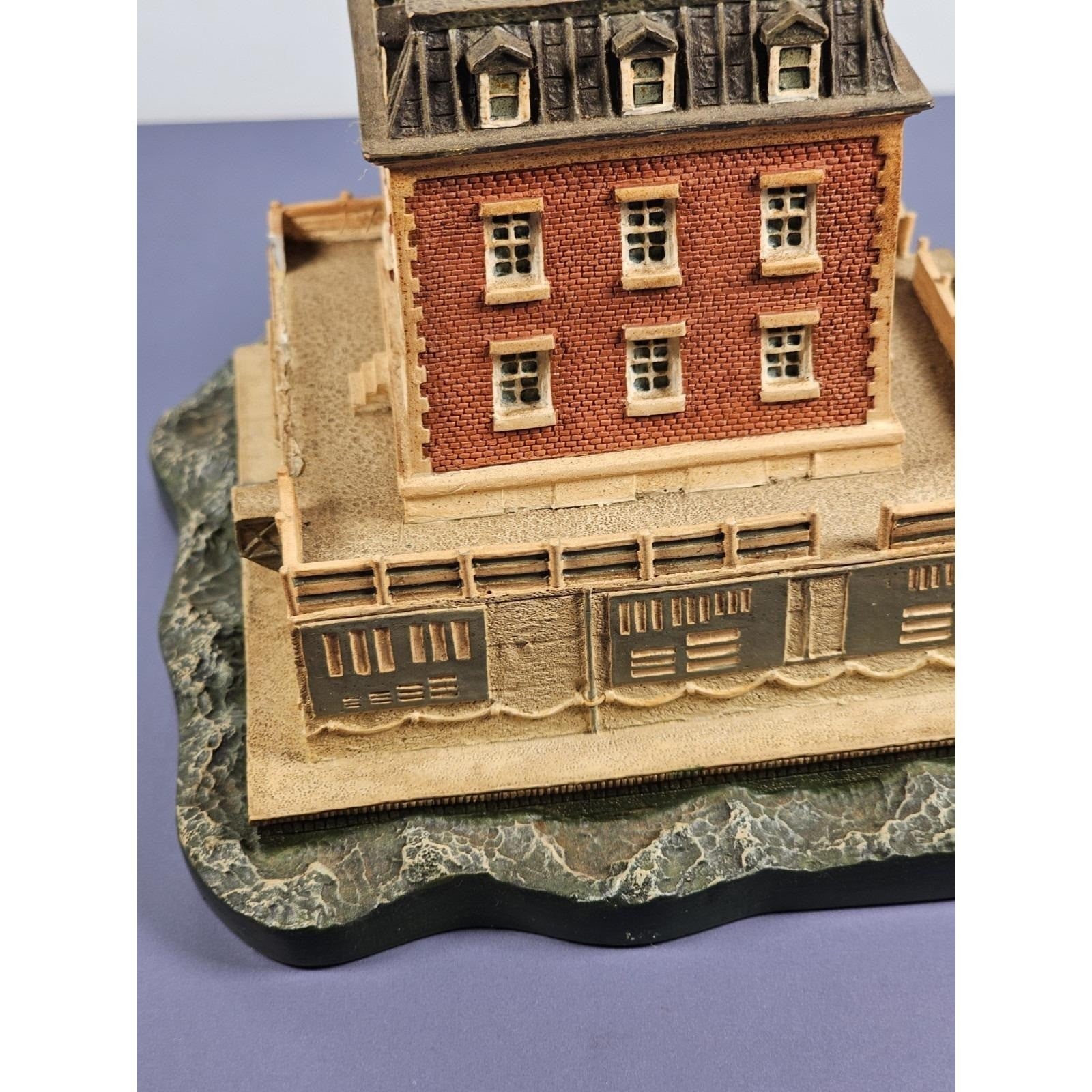 Danbury Mint New London Ledge Lighthouse Figurine Coastal Decor