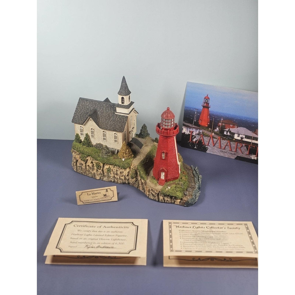 Danbury Mint La Martre Lighthouse Figurine COA Quebec