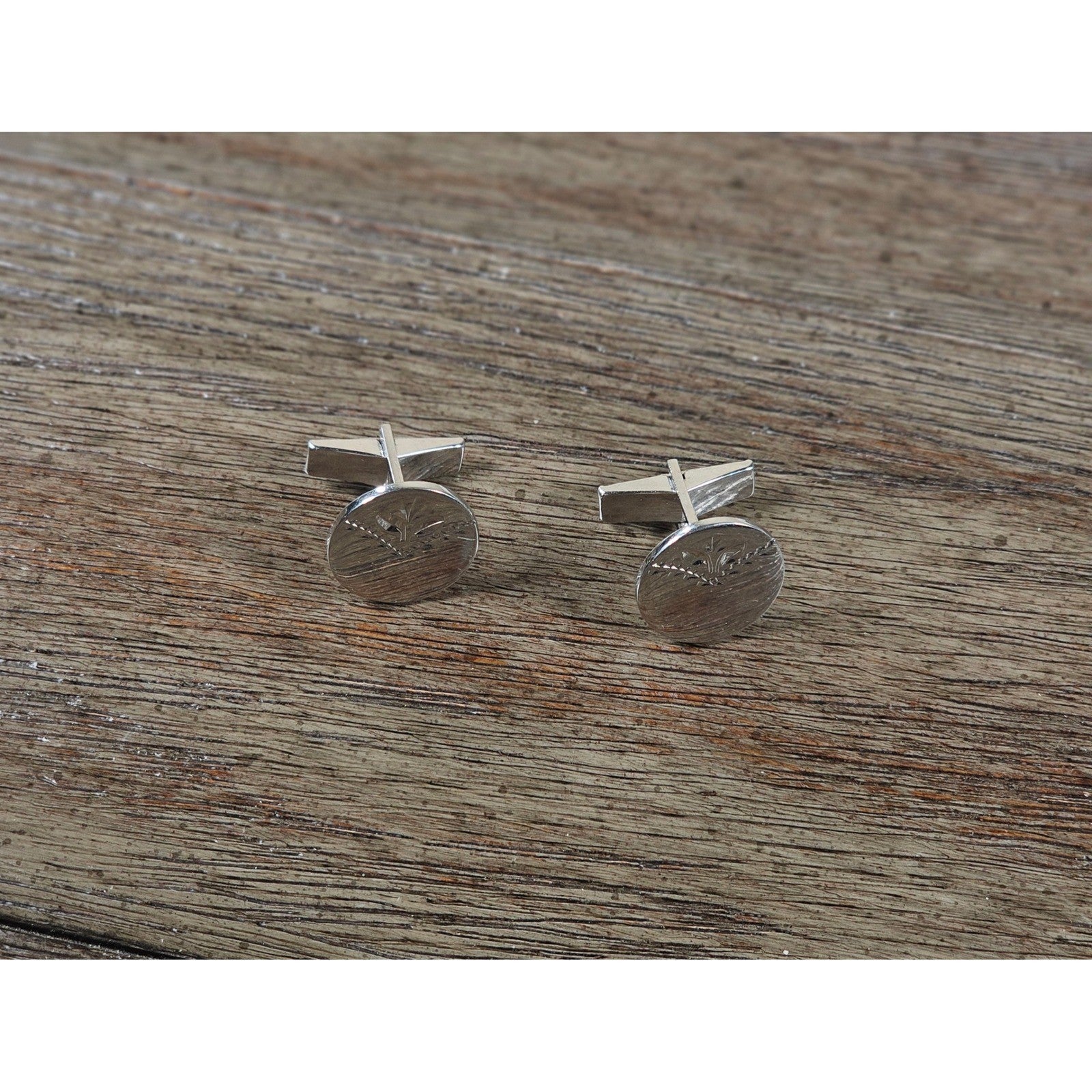 Vintage Silver Tone Round Cufflinks Leaf Engraved Design