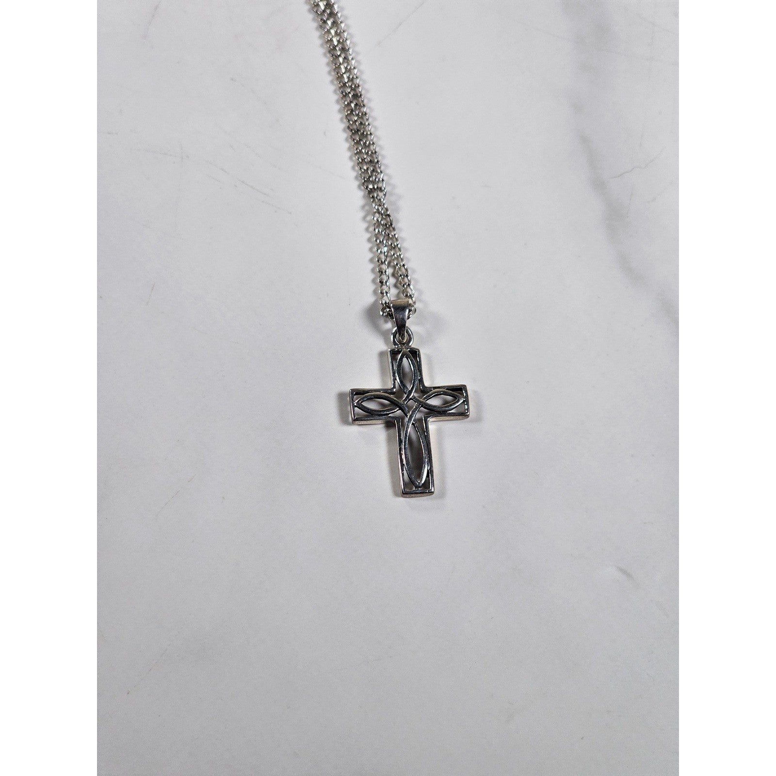 Vintage Silver Tone Celtic Cross Necklace Pendant