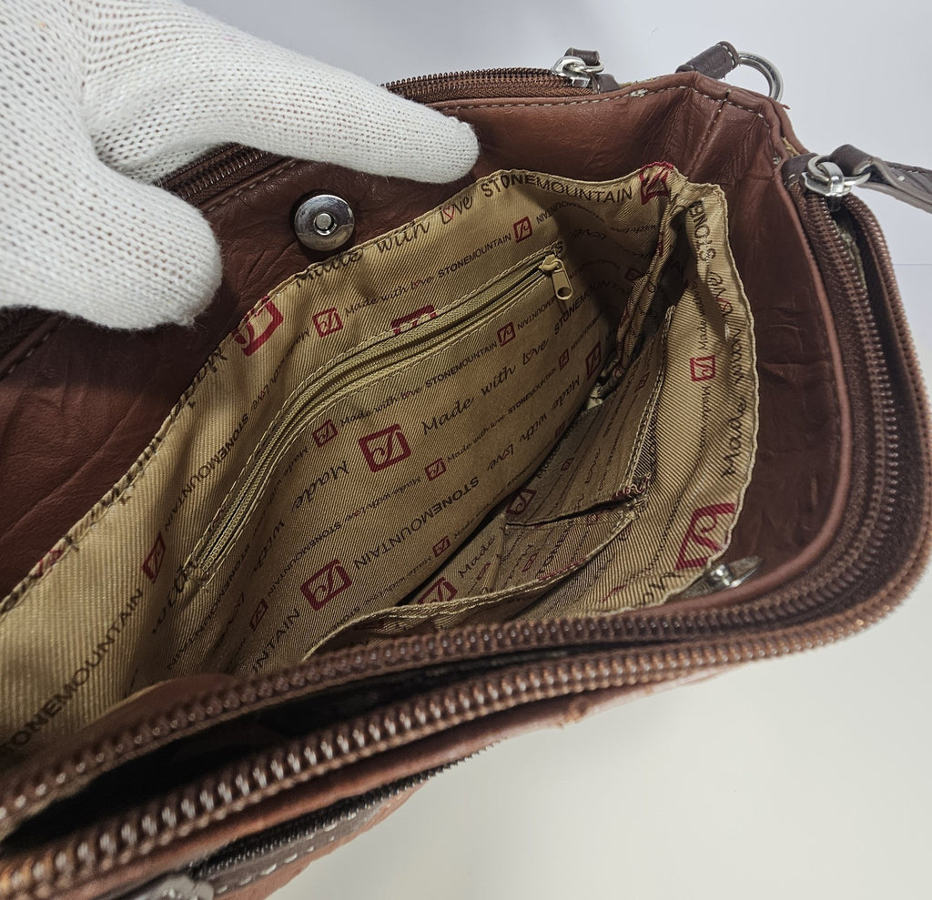 Stone & Co Shoulder Bag Purse Faux Leather Brown Cognac Zip Pockets