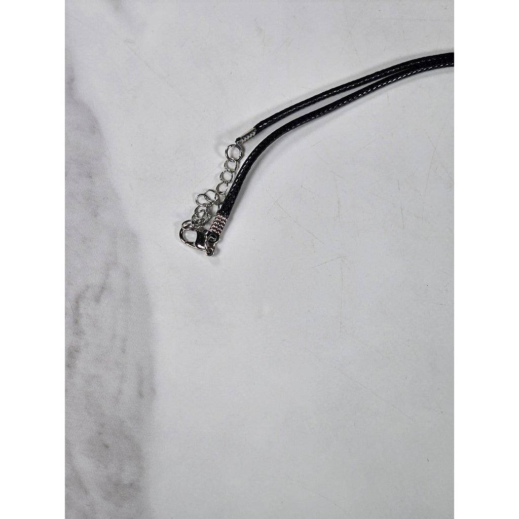 Vintage Madonna Pendant Necklace Lightweight Silver Tone Religious