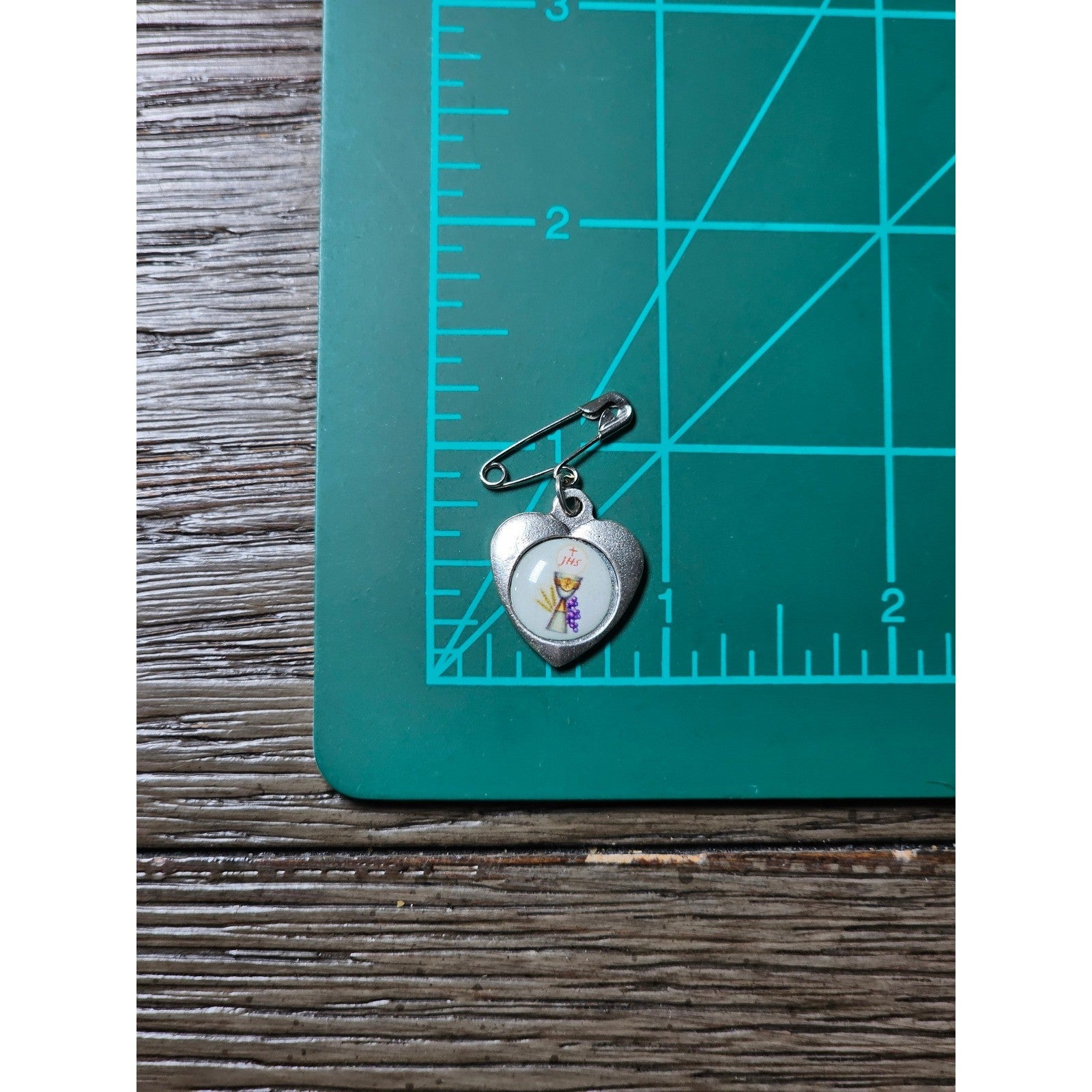 Vintage Rosary Necklace & Heart Pin Set with Case Religious