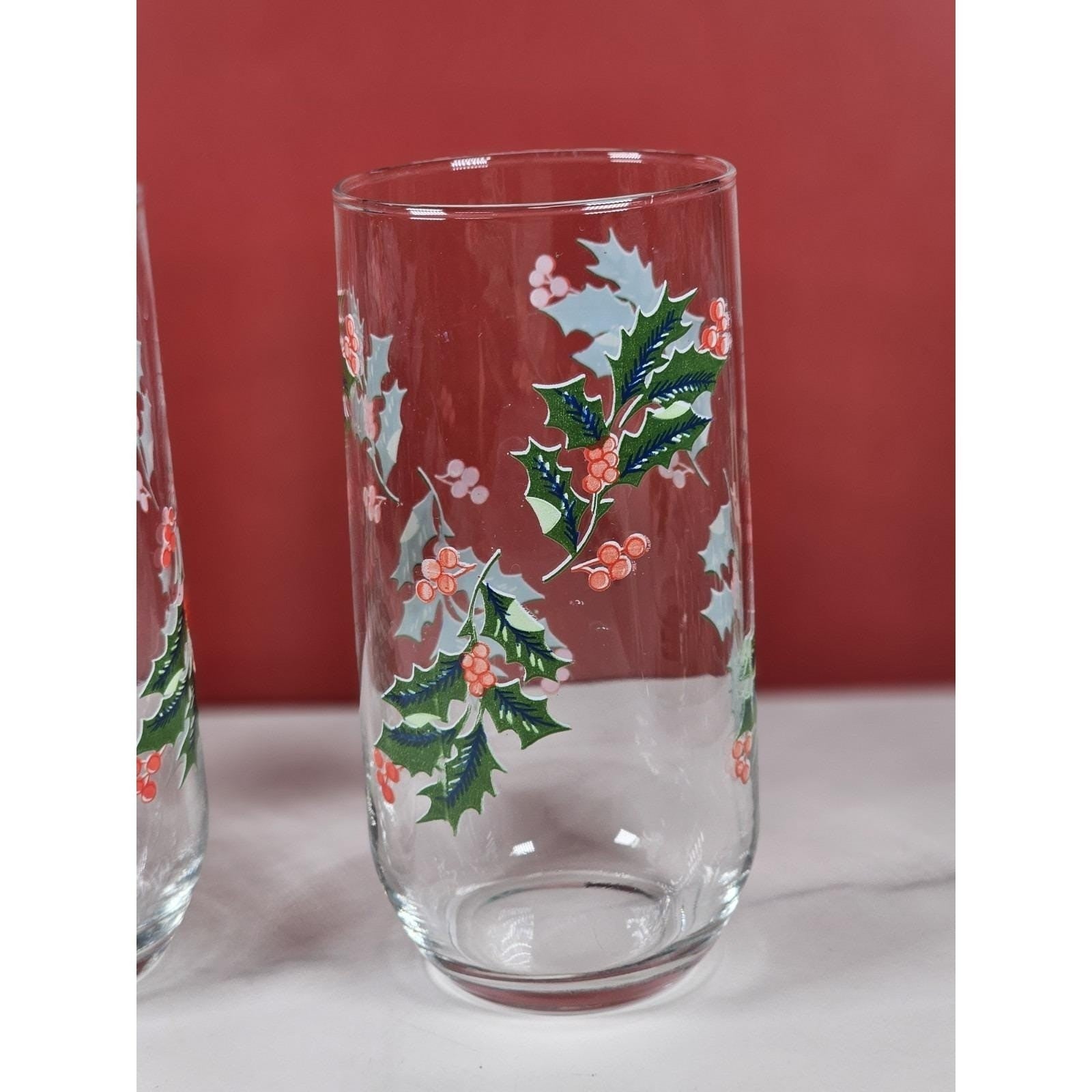 Vintage Indiana Glass Christmas Holly Tumblers Set of 2 Holiday Glasses