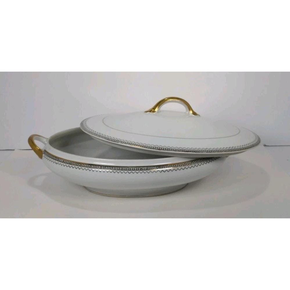 Noritake Covered Casserole Dish Gold Rim Serving Bowl Japan 8.25"