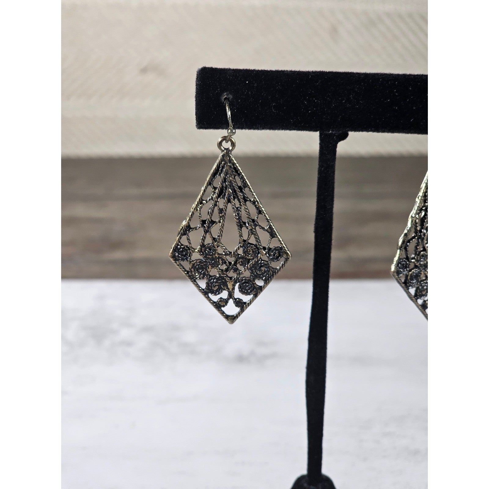 Vintage Filigree Dangle Earrings Diamond Floral Drop Brass Tone