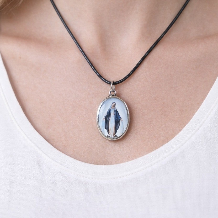 Vintage Madonna Pendant Necklace Oval Religious Medallion