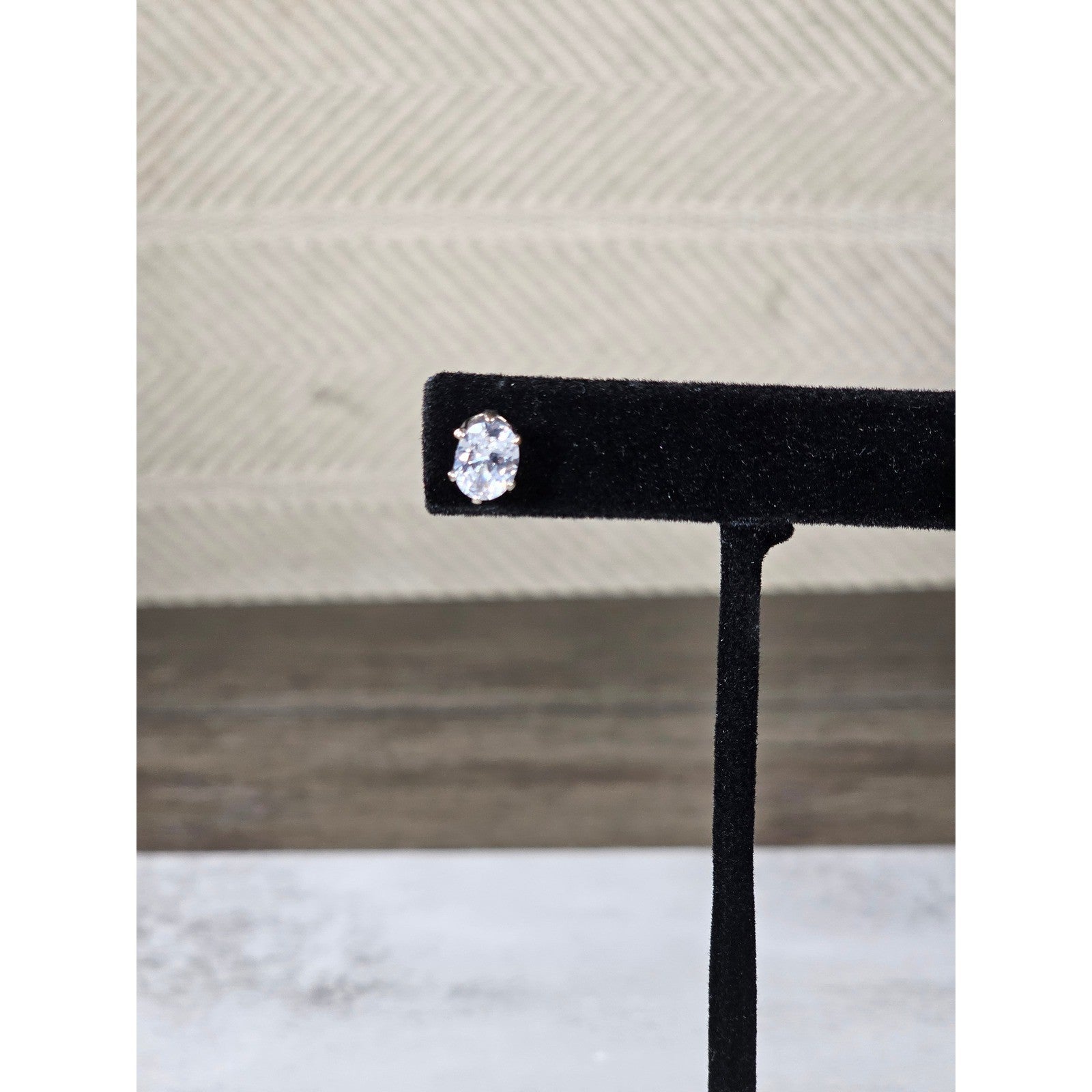 Vintage Oval Clear Rhinestone Stud Earrings Gold Tone