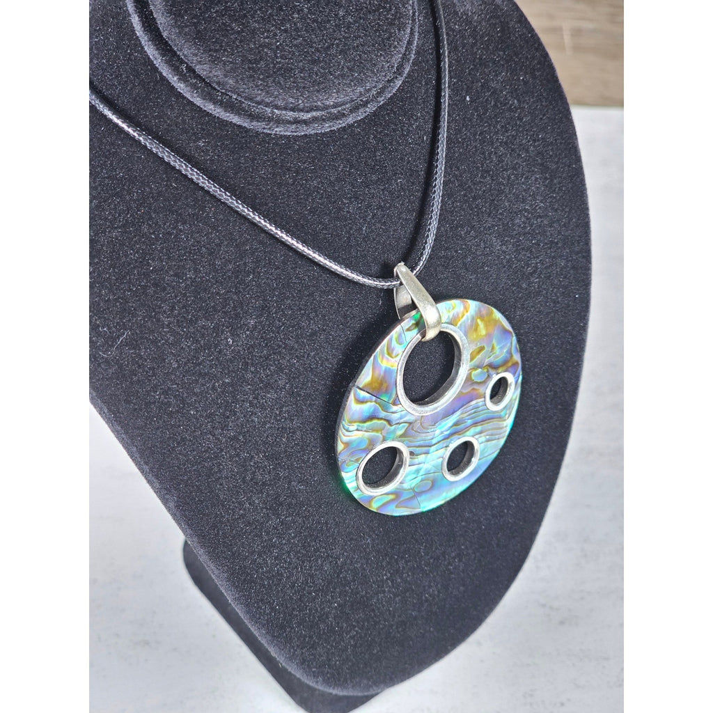 Vintage Abalone Shell Circle Pendant Necklace Silver Tone
