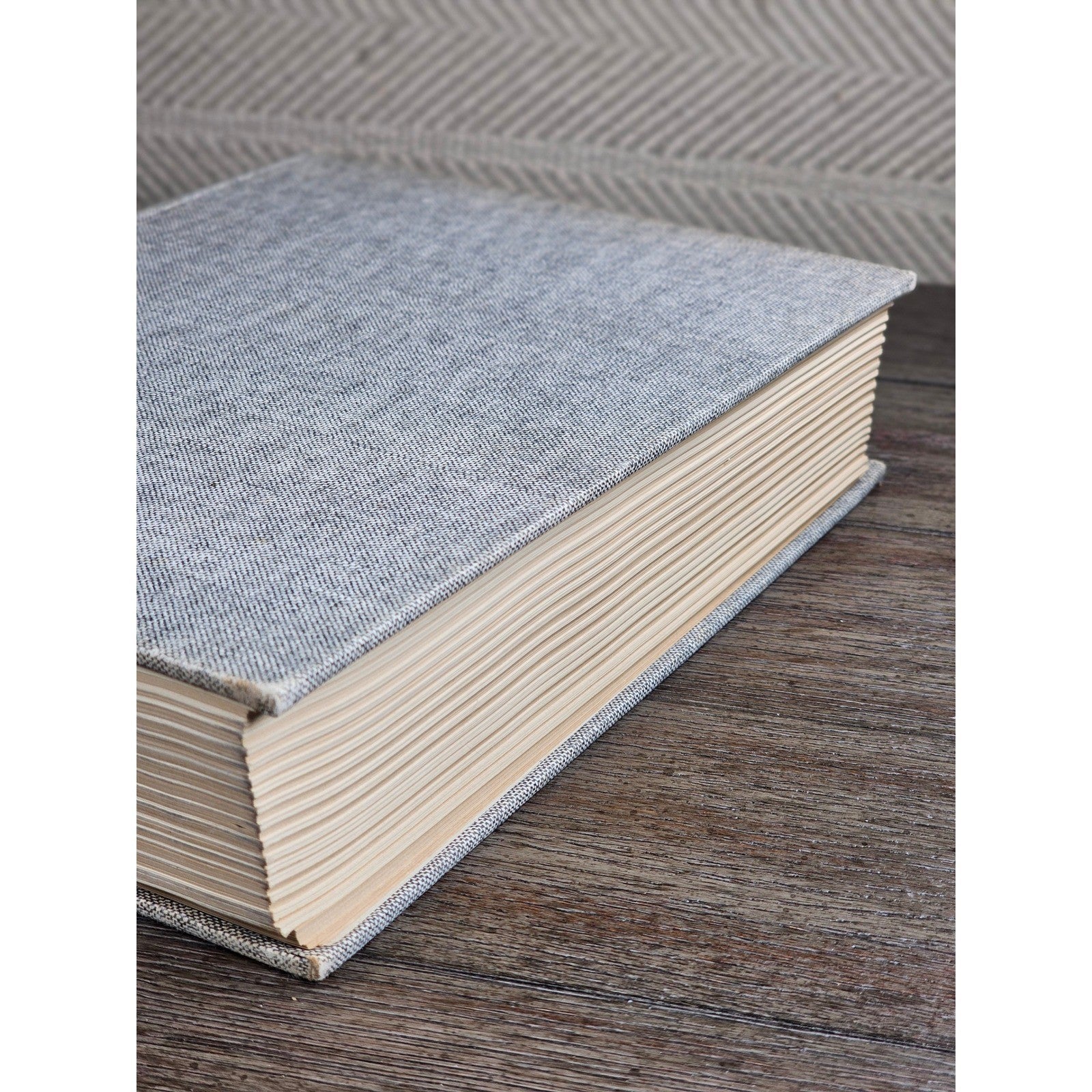 The Complete Encyclopedia of Antiques 1962 First Edition Hardcover