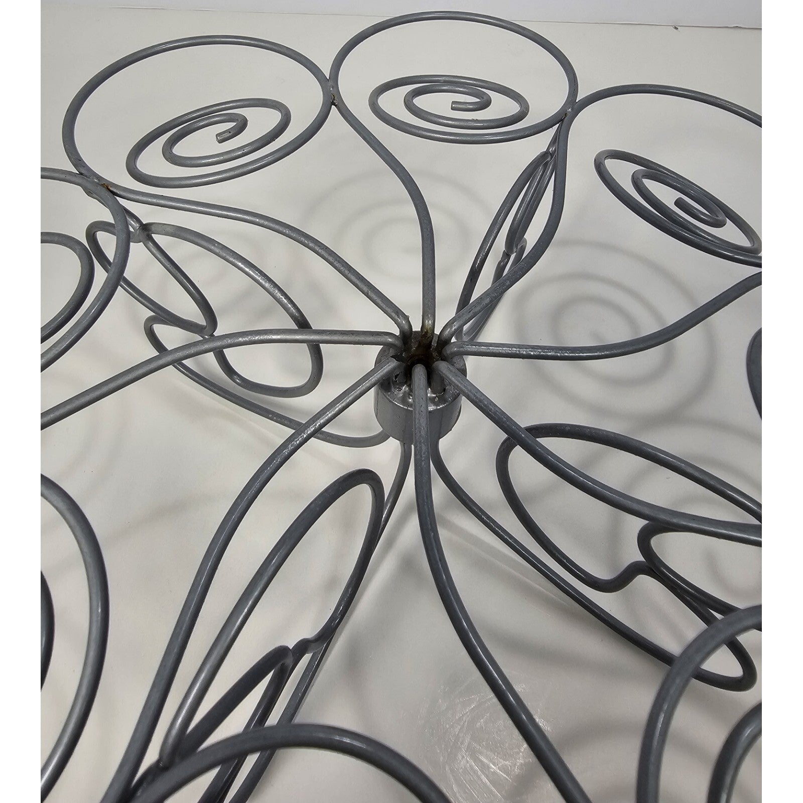 Wilton Cupcakes N' More Metal Dessert Stand Holds 13 Cupcakes