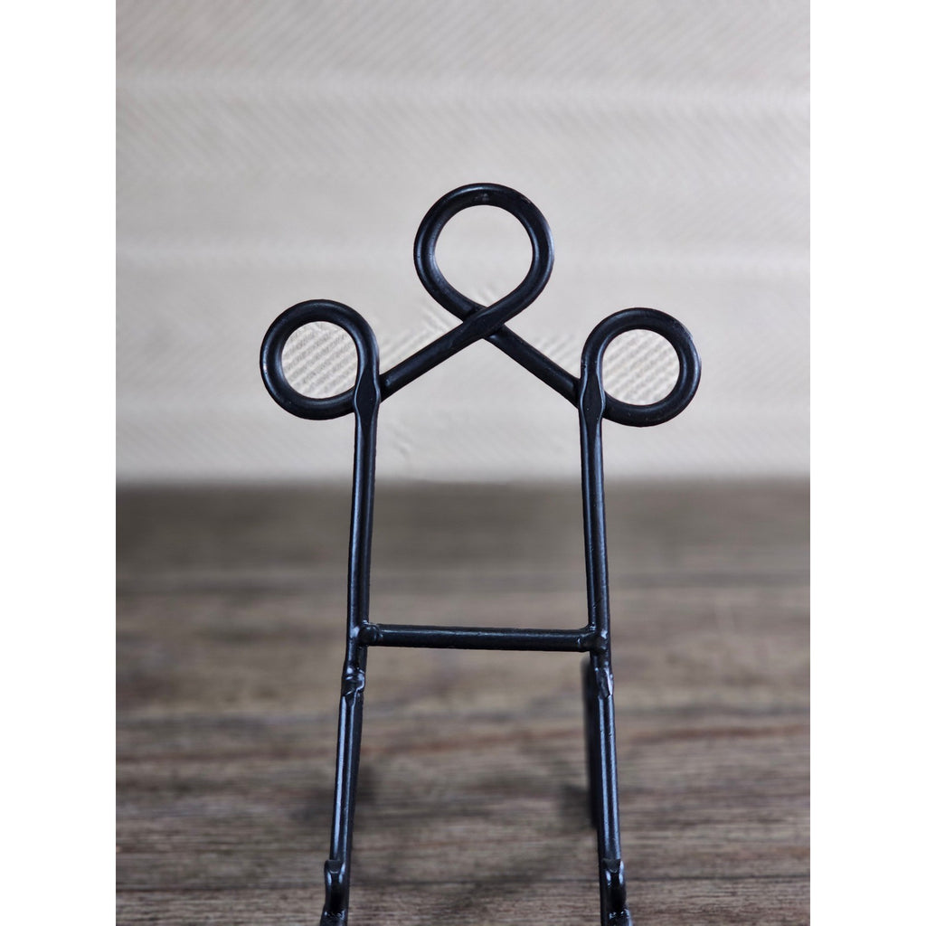Vintage Iron Plate Stand | Black Metal Display Easel | Rustic Plate Holder