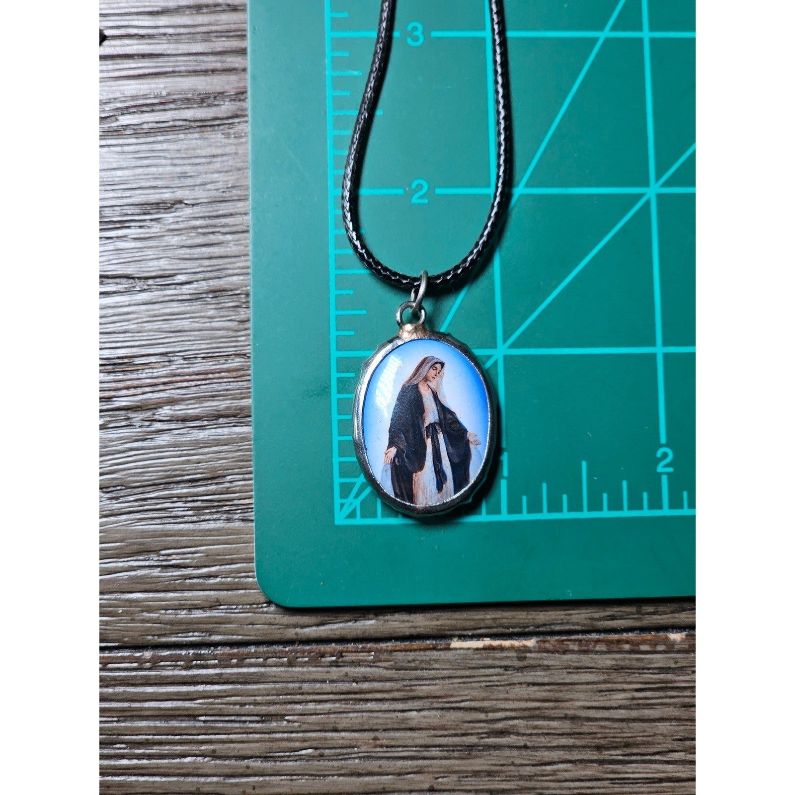 Vintage Madonna Pendant Necklace Lightweight Silver Tone Religious