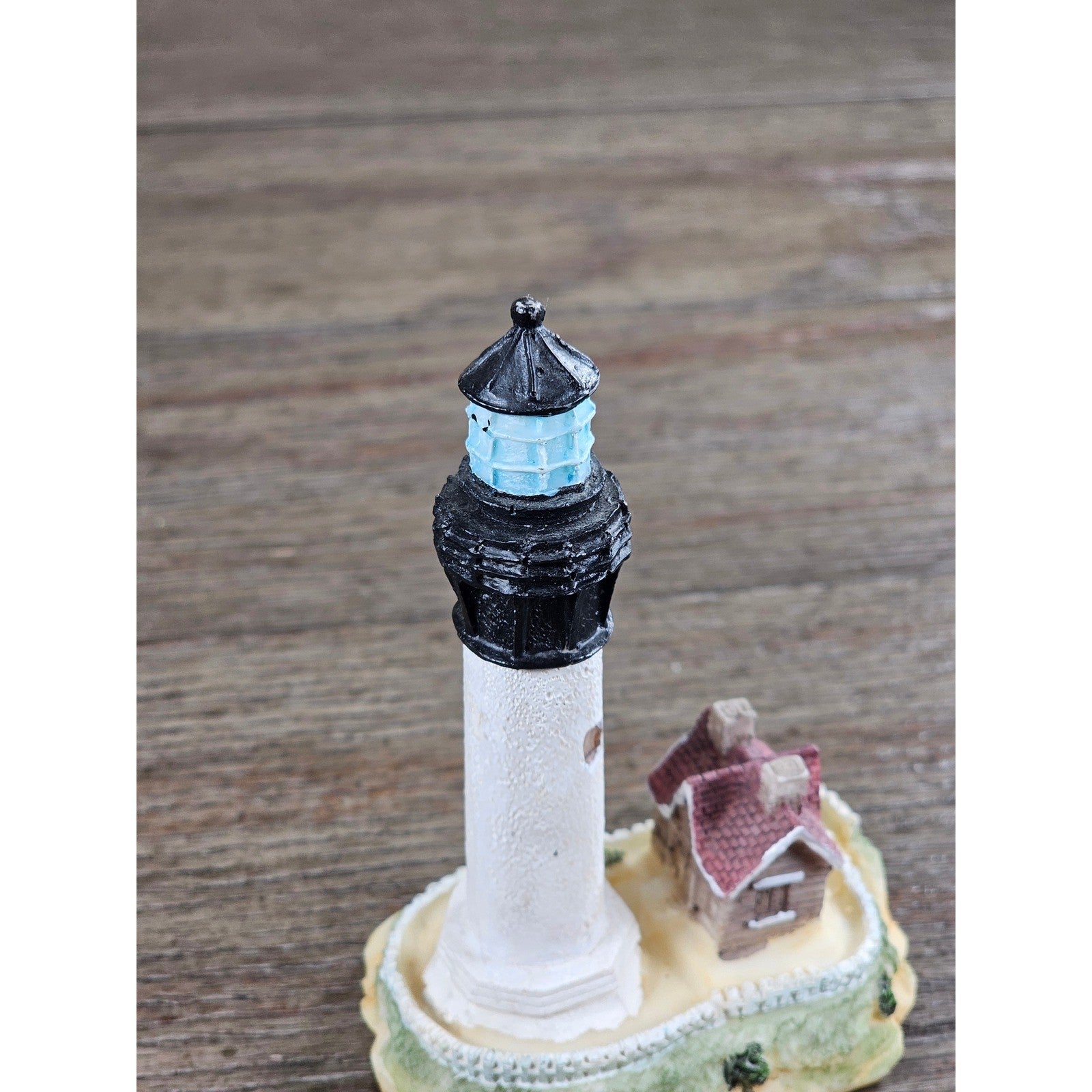 Resin Lighthouse Figurine Coastal Decor Mini Lighthouse Nautical Accent