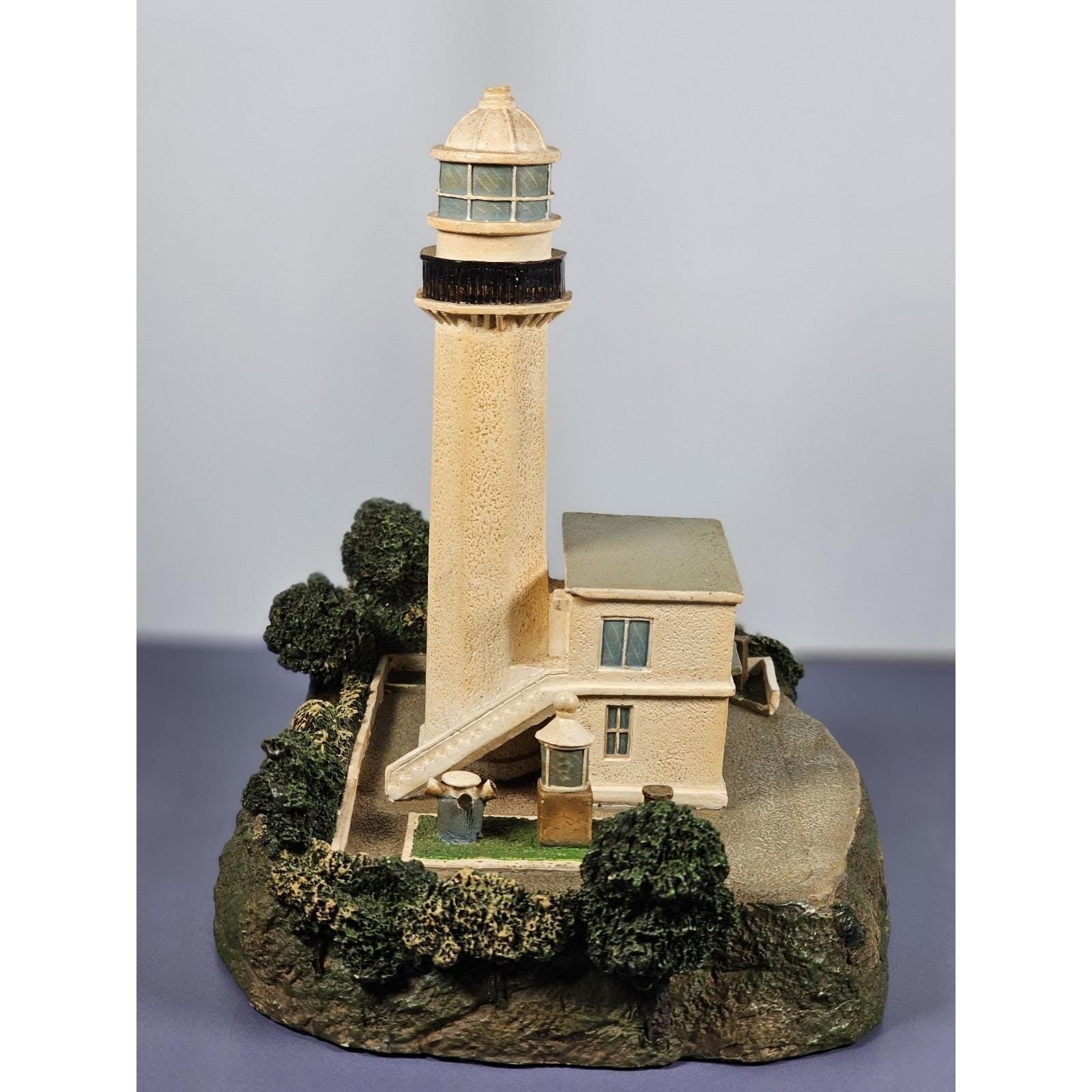 Danbury Mint Kan Non Zaki Lighthouse Figurine COA Japan