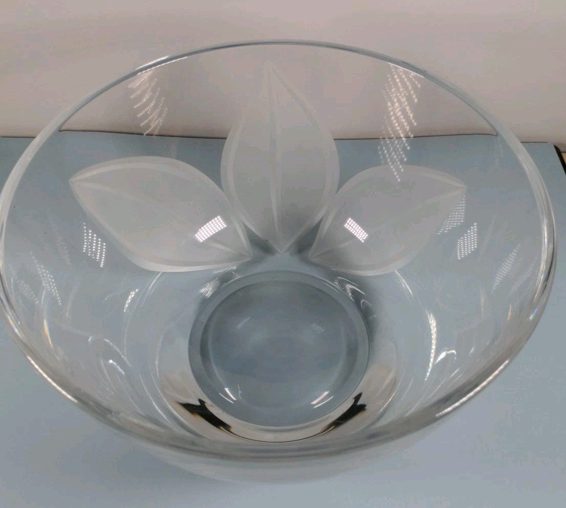 Vintage Crystal Etched Frosted Leaf Vase