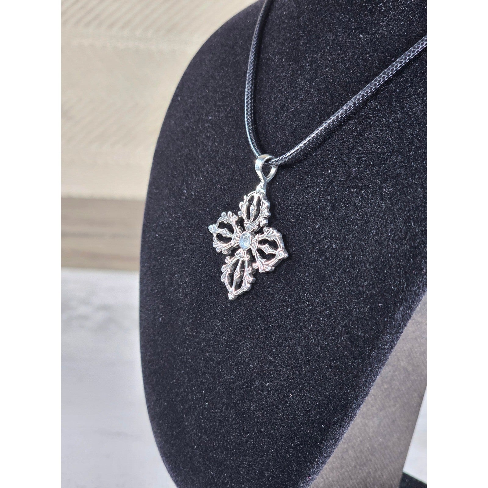 Vintage Sterling Silver Ornate Cross Necklace Pendant